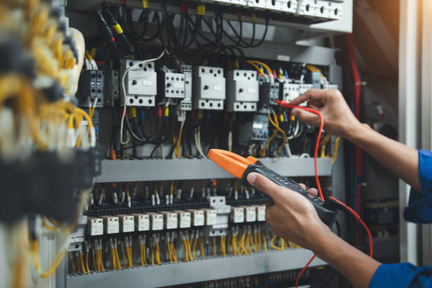 Best Licensed Electrician  in Hudson, FL
